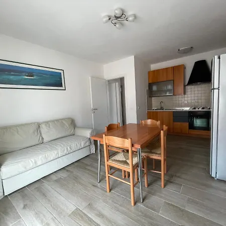 Апартаменты Bardolino Lake Apartments *